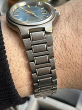 Load image into Gallery viewer, Vintage 2000 Seiko Solar Titanium Men’s Watch
