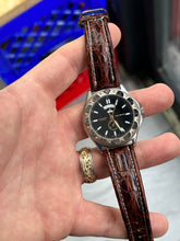 Load image into Gallery viewer, Vintage 1990s Helbros Quartz Day / Date Diver Watch