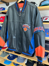 Load image into Gallery viewer, Vintage Carl Banks G-III New York Knicks Leather Jacket XL