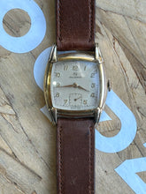 Load image into Gallery viewer, Vintage 1940’s Helbros Hand Wind 10k RGP Fang Lug Tank Watch