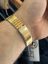Load image into Gallery viewer, Vintage 1985 Seiko SQ Gold Quartz Watch