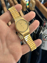 Load image into Gallery viewer, Vintage 1985 Seiko SQ Gold Quartz Watch