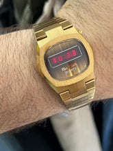 Load image into Gallery viewer, Vintage 1976 Bulova Computron LED Gold Tone Quartz Watch