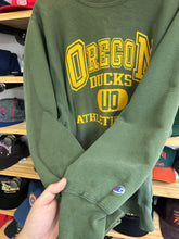 Load image into Gallery viewer, Vintage Champion Oregon Ducks Reverse Weave Crewneck L / XL