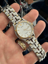 Load image into Gallery viewer, Vintage 1994 Seiko Two Tone Stainless Steel Quartz Watch