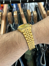 Load image into Gallery viewer, Vintage 90s Gruen Precision Gold Day / Date Presidential Quartz Watch