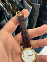 Load image into Gallery viewer, Vintage 1991 Seiko Gold White Arabic Numberal Dial w/ Date Quartz Watch