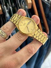 Load image into Gallery viewer, Vintage 1991 Seiko Gold Day Date Quartz Watch