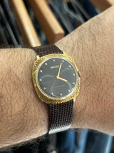 Load image into Gallery viewer, Vintage 1960s Seiko Gold Plated Cushion 23 Jewels Textured Case Mechanical Wind Watch