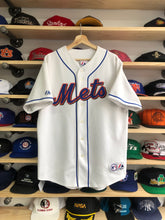 Load image into Gallery viewer, Vintage Majestic New York Mets Jersey Size Large
