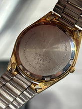 Load image into Gallery viewer, Vintage 1980 Seiko SQ Gold Date Quartz Men’s Watch
