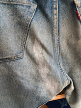Load image into Gallery viewer, Vintage Levi’s 501 LVC Redline Selvedge Big E Denim Jeans Size 29x30