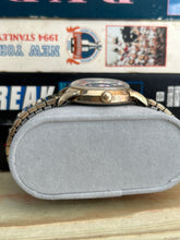 Load image into Gallery viewer, Vintage 1962 Bulova Gold Plated Selfwinding Watch