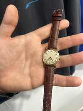 Load image into Gallery viewer, Vintage 1940s Hamilton 14KGF Hand Wind Watch