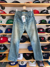 Load image into Gallery viewer, Vintage Levi’s 501 LVC Redline Selvedge Big E Denim Jeans Size 29x30