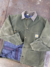 Load image into Gallery viewer, Vintage 90s Carhartt Green Blanket Lined Chore Jacket Large