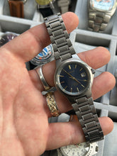 Load image into Gallery viewer, Vintage 2000 Seiko Solar Titanium Men’s Watch