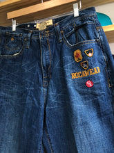 Load image into Gallery viewer, Vintage Rocawear Full Denim Set Size Large