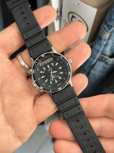 Load image into Gallery viewer, Vintage 1982 Seiko Baby Arnie Analog Digital Quartz Watch