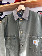 Load image into Gallery viewer, Vintage 90s Carhartt Green Blanket Lined Chore Jacket Large