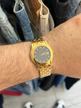 Load image into Gallery viewer, Vintage GUCCI 5400M Gold Diamond Dial Men’s Dress Quartz Watch w/ Box