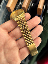 Load image into Gallery viewer, Vintage 1989 Seiko Presidential Gold Day Date 36MM Quartz Watch