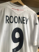 Load image into Gallery viewer, 2007-2009 Umbro England Wayne Rooney Soccer Jersey Size XL
