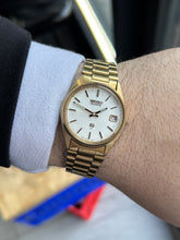 Load image into Gallery viewer, Vintage 1980 Seiko SQ Gold Date Quartz Men’s Watch
