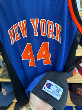 Load image into Gallery viewer, Vintage Champion New York Knicks John Wallace Jersey 48

