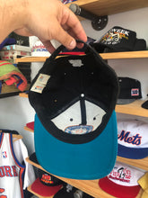 Load image into Gallery viewer, Vintage Starter 1994 NBA All Star Weekend Snapback
