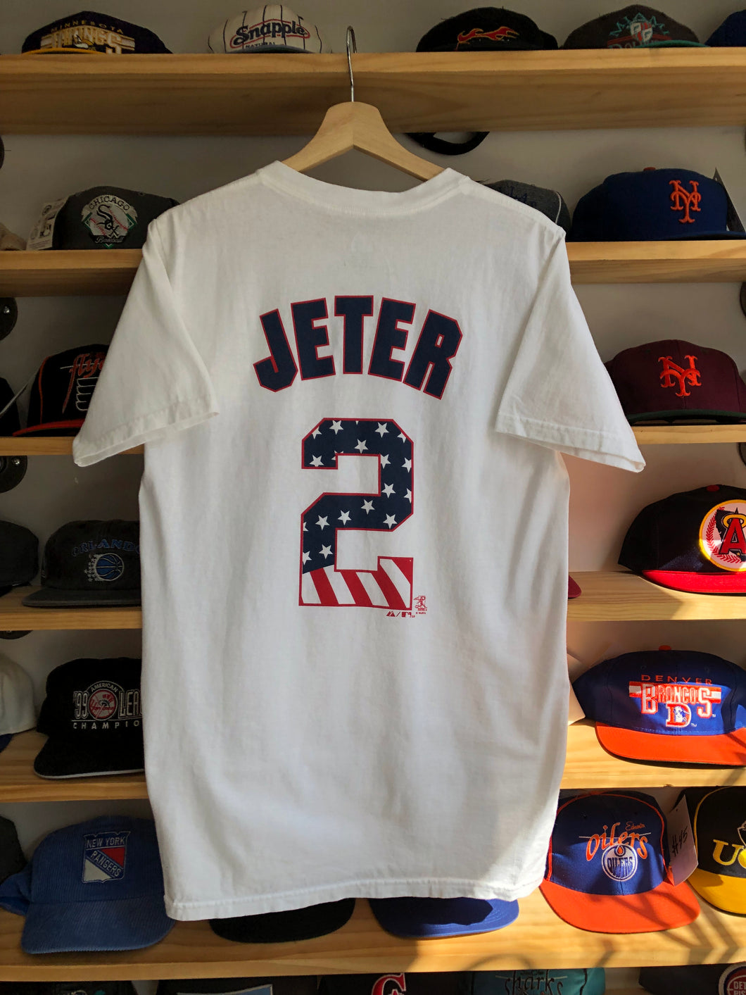 2010 Majestic New York Yankees Derek Jeter American Flag Tee Size Small