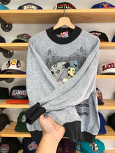 Load image into Gallery viewer, Vintage Mickey &amp; Minnie Mouse Piano Music Crewneck Size Medium
