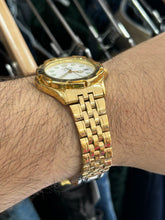 Load image into Gallery viewer, Vintage 1995 Bulova Caravelle Gold Quartz Diver Watch 38MM
