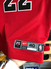 Load image into Gallery viewer, Vintage Nike Chicago Bulls Jay Williams Authentic Jersey Size 40/Medium
