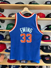 Load image into Gallery viewer, Vintage Early 90s New York Knicks Patrick Ewing 44 Large
