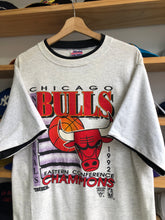 Load image into Gallery viewer, Vintage Trench Chicago Bulls 1992 Eastern Conference Champions Tee Size Large
