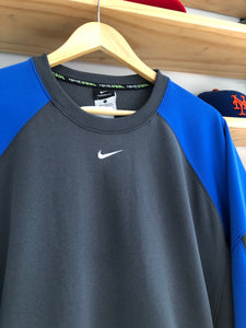 2015 Nike New York Knicks Center Swoosh Crewneck Size Large
