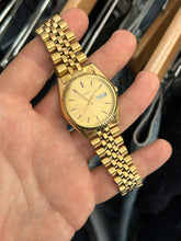 Load image into Gallery viewer, Vintage 1989 Seiko Presidential Gold Day Date 36MM Quartz Watch
