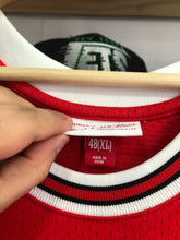 Load image into Gallery viewer, Mitchell &amp; Ness Chicago Bulls Scottie Pippen Jersey Size XL
