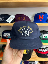 Load image into Gallery viewer, Vintage 1996 New York Yankees World Series Champions SnapBack
