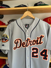 Load image into Gallery viewer, Majestic 2012 Detroit Tigers Miguel Cabrera Stitched Jersey Medium

