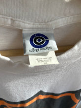 Load image into Gallery viewer, Vintage NHL Badge Logo Tee XL
