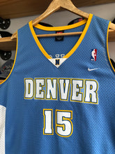 Load image into Gallery viewer, Vintage Nike Denver Nuggets Carmelo Anthony Swingman Jersey Size Large
