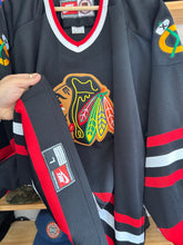 Load image into Gallery viewer, Vintage Nike Chicago Blackhawks Blank Black Jersey Large
