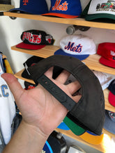 Load image into Gallery viewer, Vintage Chicago Bulls Logo Snapback
