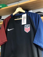 Load image into Gallery viewer, 2016 Nike Team USA Blank Soccer Jersey Size Large
