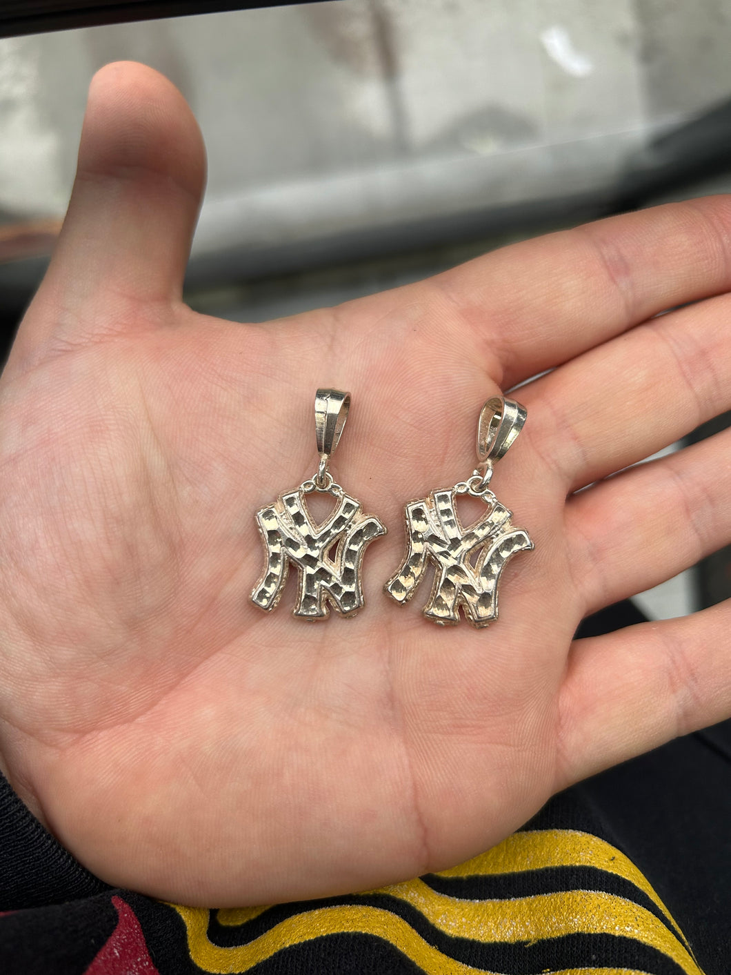 Vintage New York Yankees .925 Silver Diamond Cut Pendant Charm