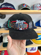 Load image into Gallery viewer, Vintage 1998 New Era New York Yankees World Series Champions SnapBack
