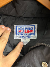 Load image into Gallery viewer, Vintage Starter Pittsburgh Steelers Pullover Front Pouch Jacket Medium

