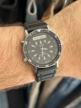 Load image into Gallery viewer, Vintage 1982 Seiko Baby Arnie Analog Digital Quartz Watch
